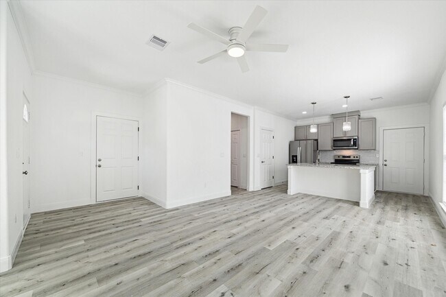 Foto del edificio - 122 W Mulberry Ave