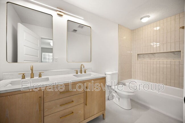 Foto del edificio - 1135 Milton St