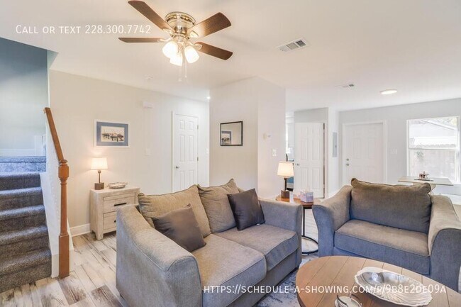 Foto del edificio - 229 Milray Ln