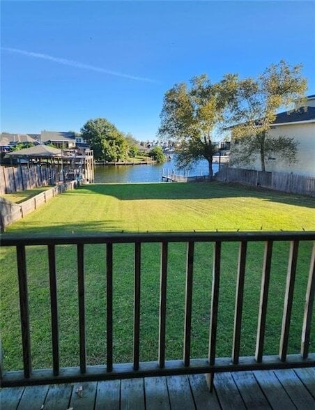 Building Photo - 878 Marina Dr