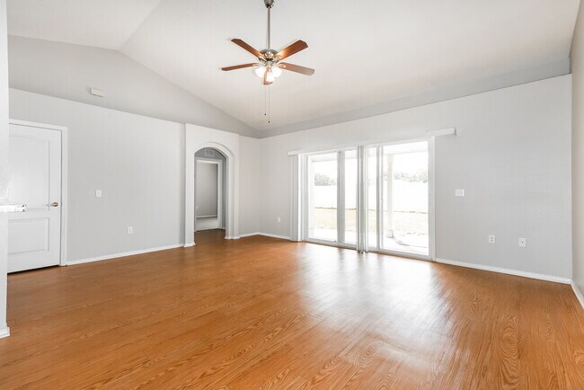 Foto del edificio - 1710 James Pointe Dr