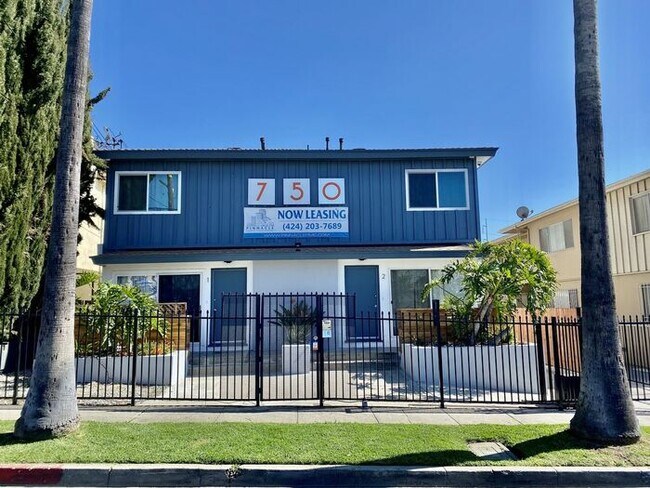 Building Photo - 750 N Inglewood Ave