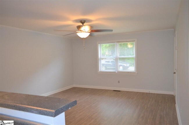 Building Photo - 104 Pleasant Dr