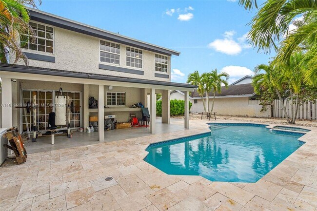 Foto del edificio - 8351 SW 39th Ct