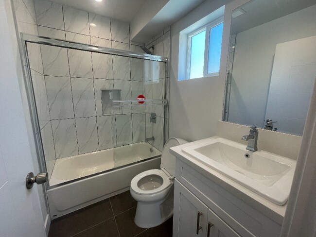 Building Photo - 5748 Elmer Ave