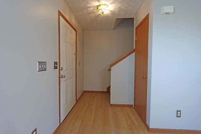 Building Photo - 4897 Nieles Edge Dr