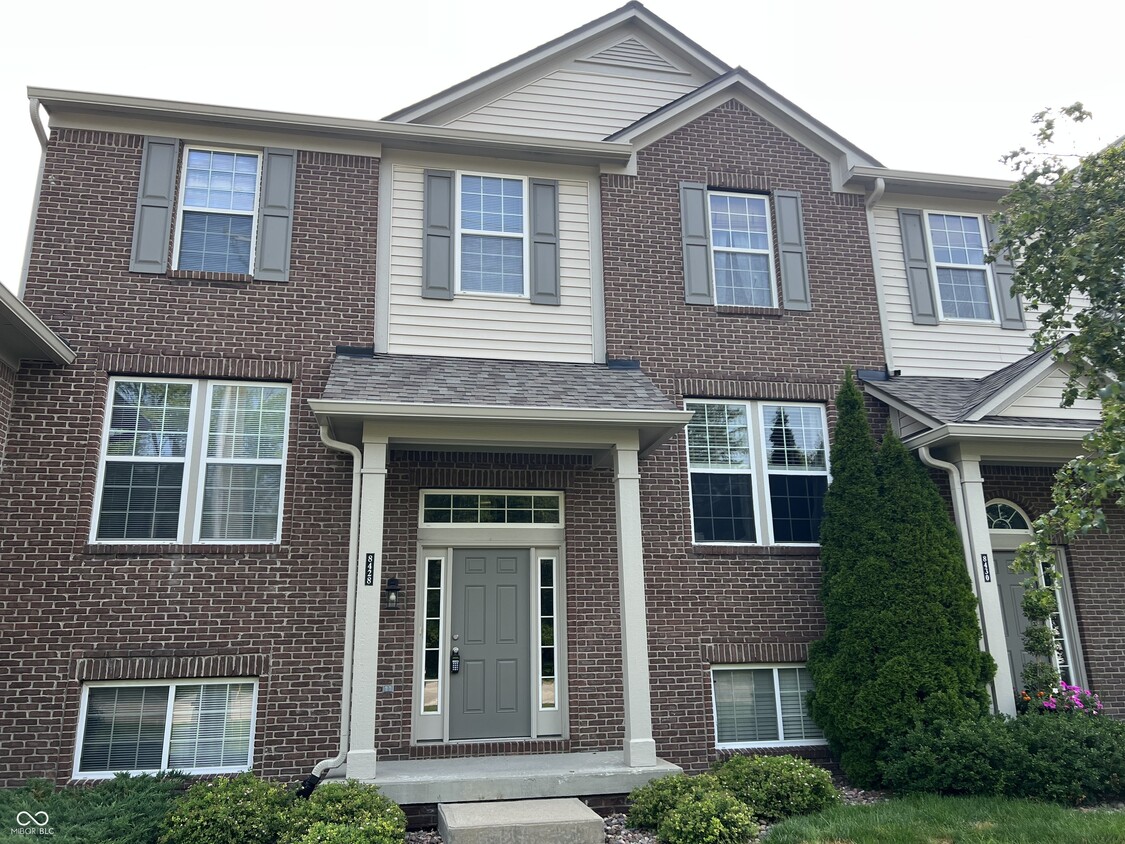 Primary Photo - 8428 Clayhurst Dr