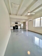 Building Photo - 540 S Mountain View Dr