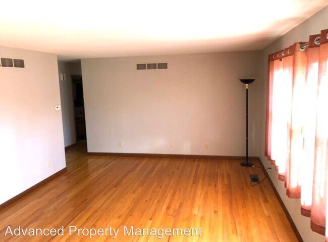 Foto del edificio - 3 br, 3 bath House - 1829 Virginia Drive
