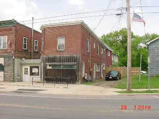 Primary Photo - 16 W Main St