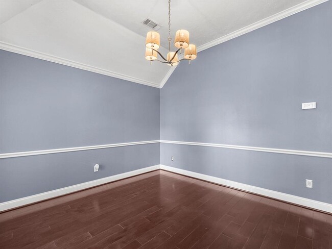 Building Photo - 13023 Bretford Ct