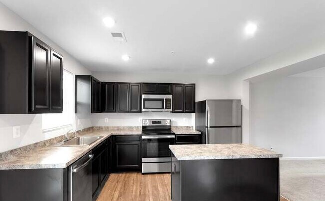 Foto del edificio - 28 Azalea Cir