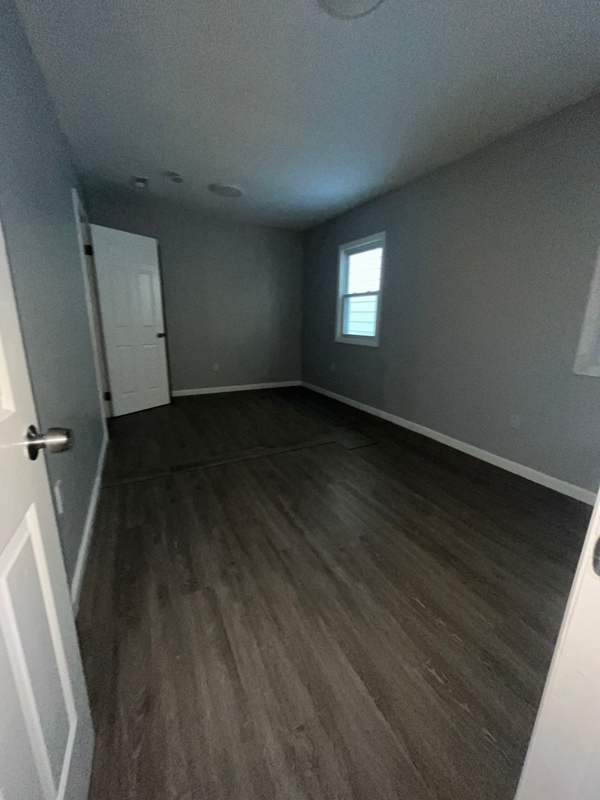 Building Photo - 880 S 14th St