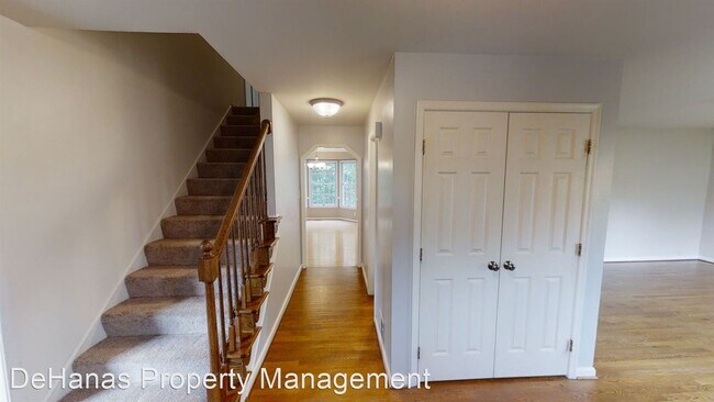 Foto del edificio - 3 br, 2.5 bath House - 8824 Cottongrass St