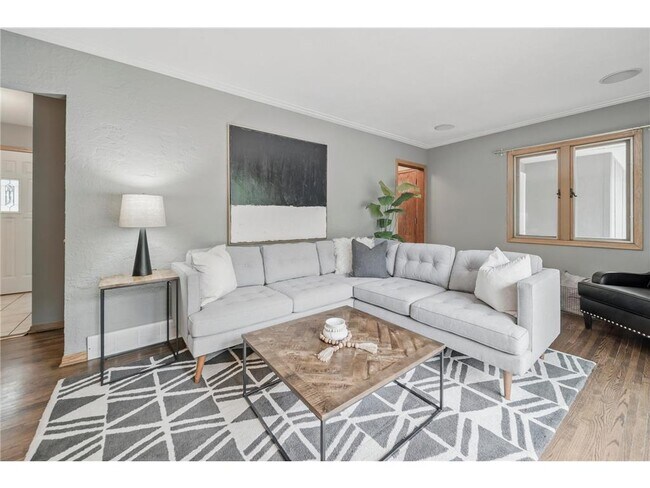 Foto del edificio - 4212 Princeton Ave