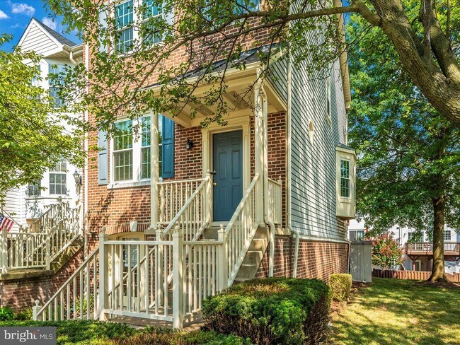 Building Photo - 512 Goldspire Cir
