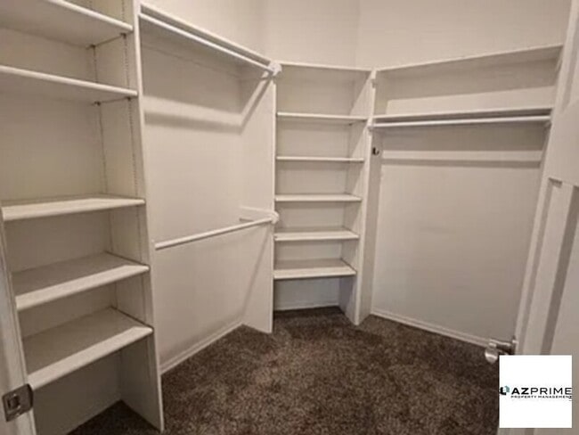 Foto del edificio - 148 Stonecrest Dr