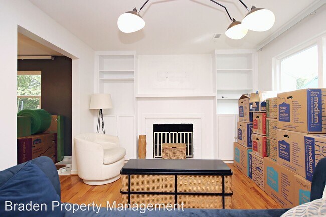 Foto del edificio - 3 br, 1.5 bath House - 211 Greentree Park