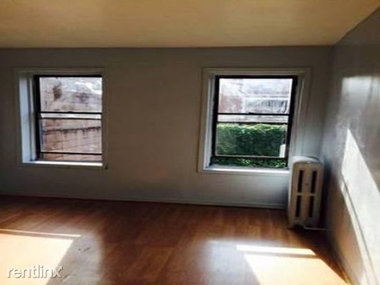 Building Photo - 20 Herkimer Ct