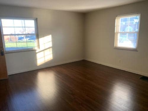 Building Photo - 1106 Sells Ave