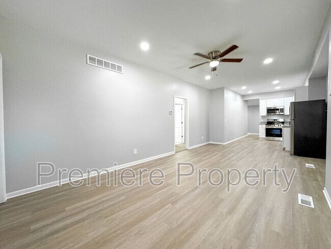 Foto del edificio - 6601 E 66th St