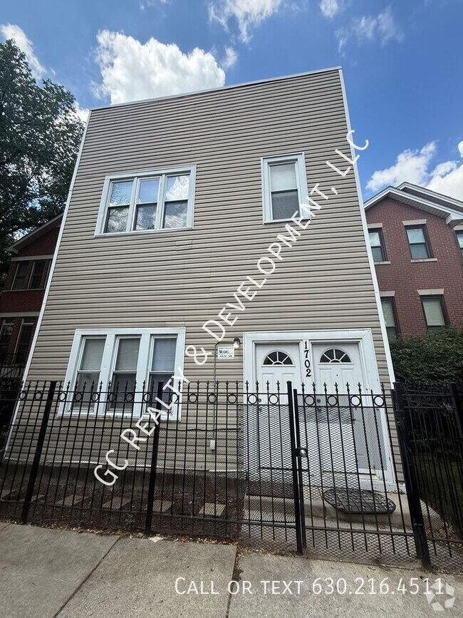 Building Photo - 1702 N Campbell Ave