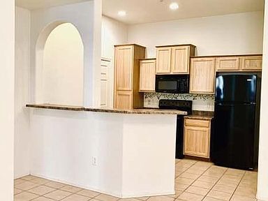 Fotografía del edificio - 14575 W Mountain View Blvd