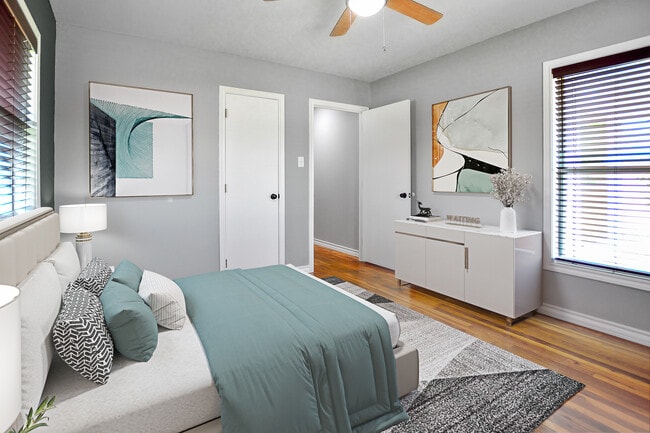 Foto del edificio - 1502 McCaulley St