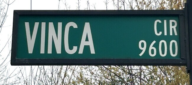 Foto del edificio - 9620F Vinca Circle
