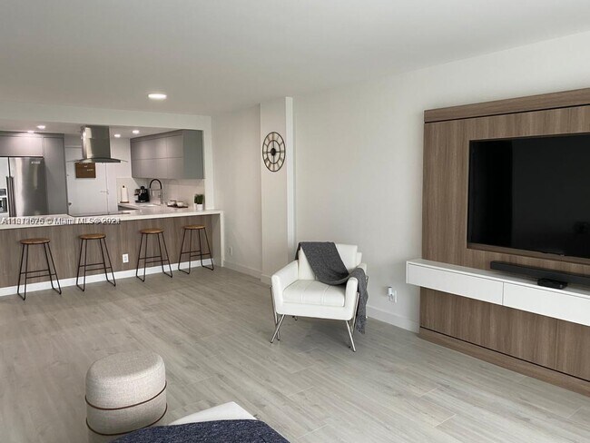 Foto del edificio - 3800 S Ocean Dr