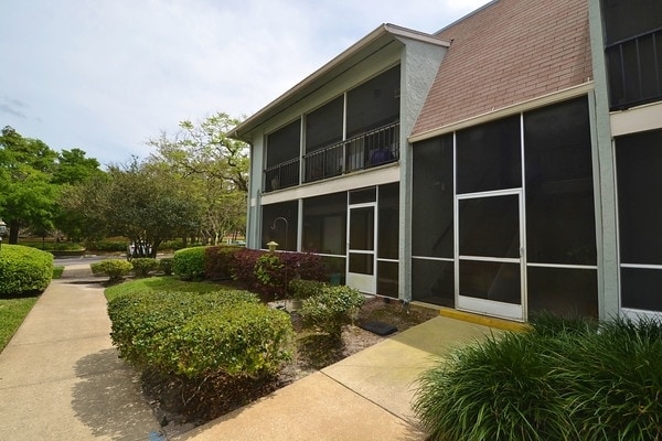 Building Photo - Lakewood Park at Altamonte Springs