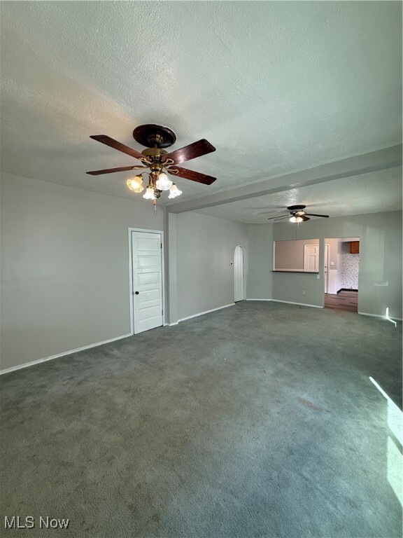 Building Photo - 5910 Pilsen Ave