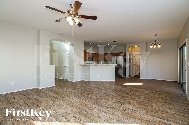 Foto del edificio - 3526 W Monte Way