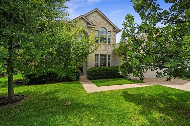 Building Photo - 2225 Speidel Dr