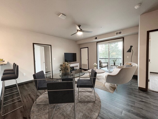 Interior Photo - Urban West
