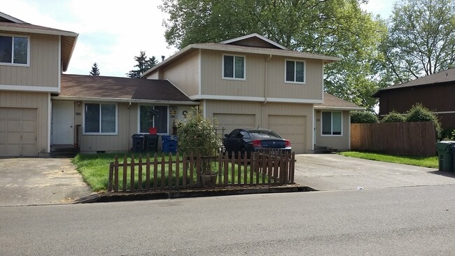 Building Photo - 3670 Casteel Street