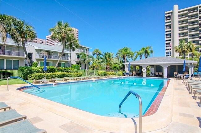 Foto del edificio - 1301 Gulf Blvd