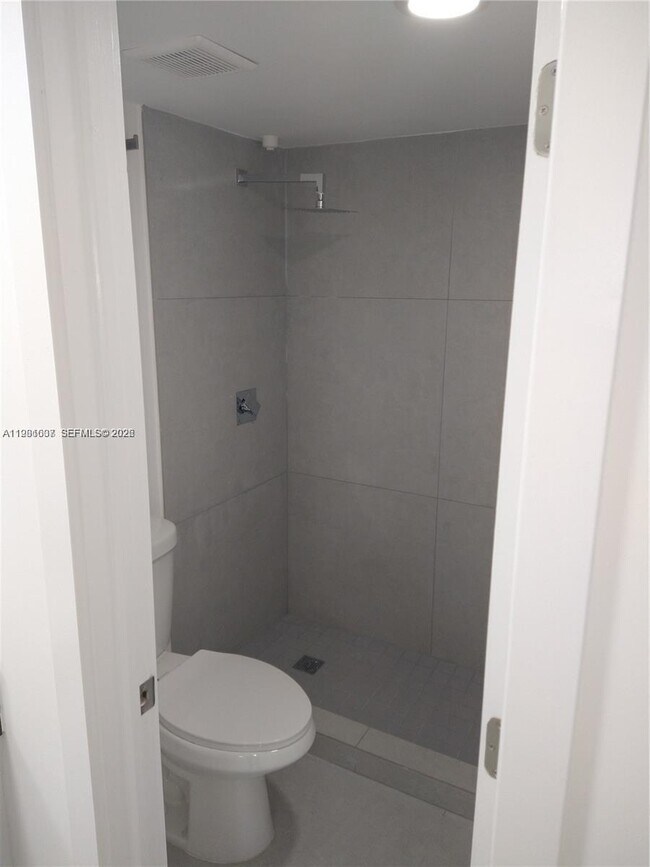 Foto del edificio - 19791 SW 114th Ave