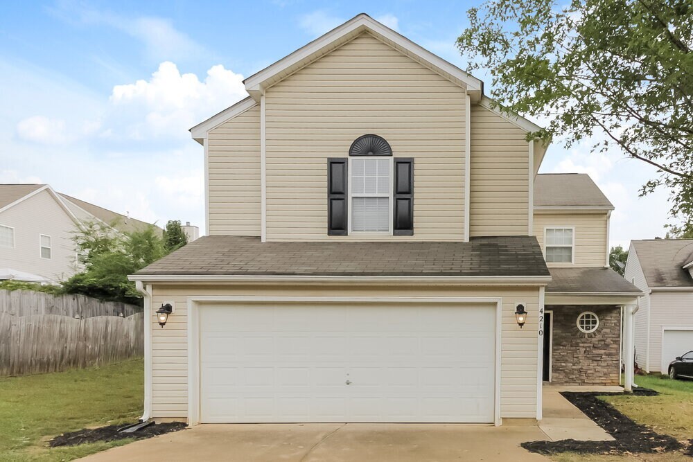 Foto principal - 4210 Springhaven Dr