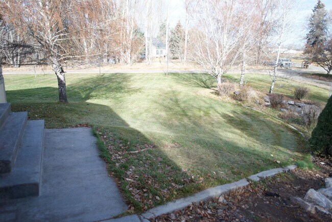 Building Photo - Beautiful 5 Bed 3 Bath Home in Rexburg, Idaho!