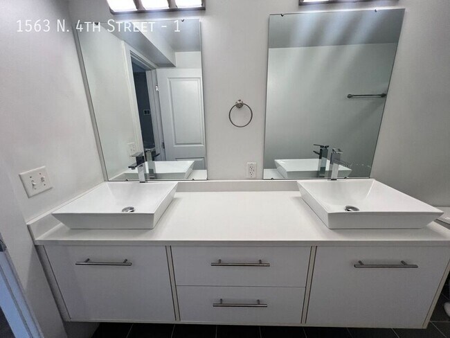 Foto del edificio - 1563 N 4th St