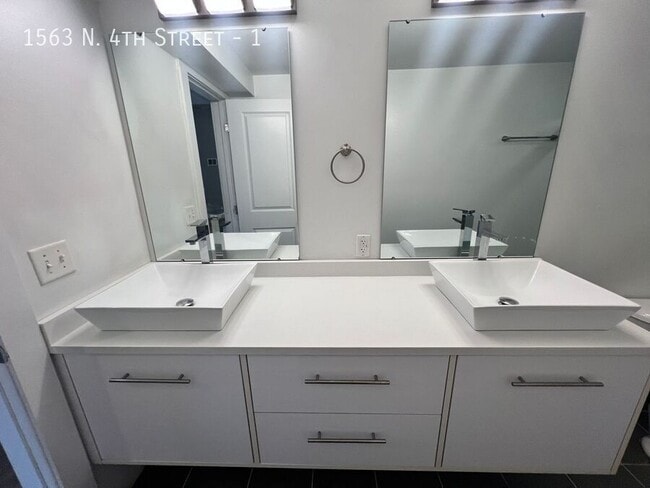 Building Photo - 1563 N 4th St