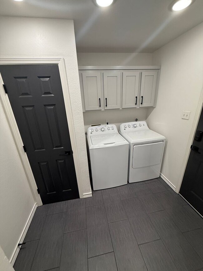 Foto del edificio - Luxury 3/2/2 in Cooper school district!