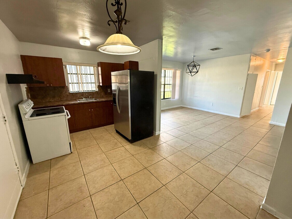 Photo - 20520 NW 24th Ct (Miami Gardens, FL)