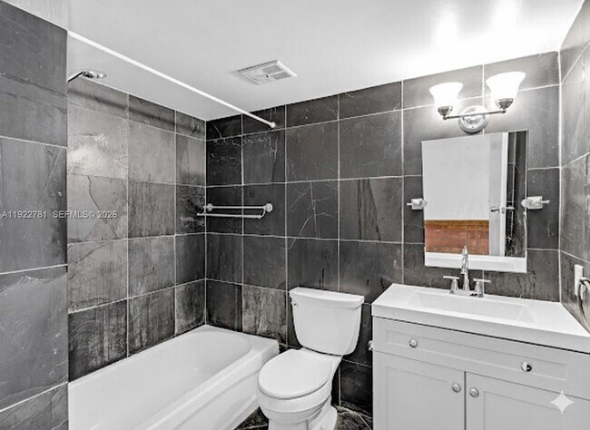 Foto del edificio - 3001 SW 1st Ave