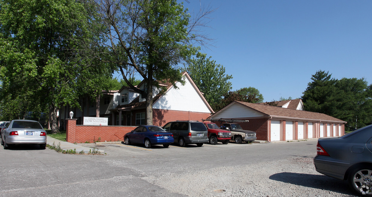 Foto del edificio - Carmel Village