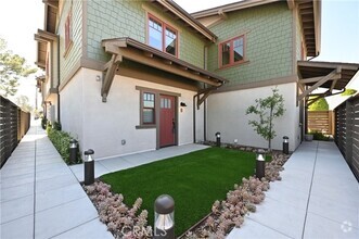Building Photo - 117 N Vista Bonita Ave