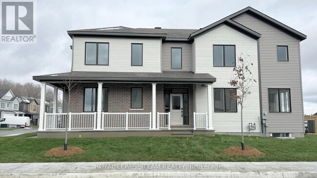 Building Photo - 122 Tonic Cres