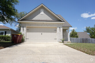 Building Photo - 200 Ladue Ave