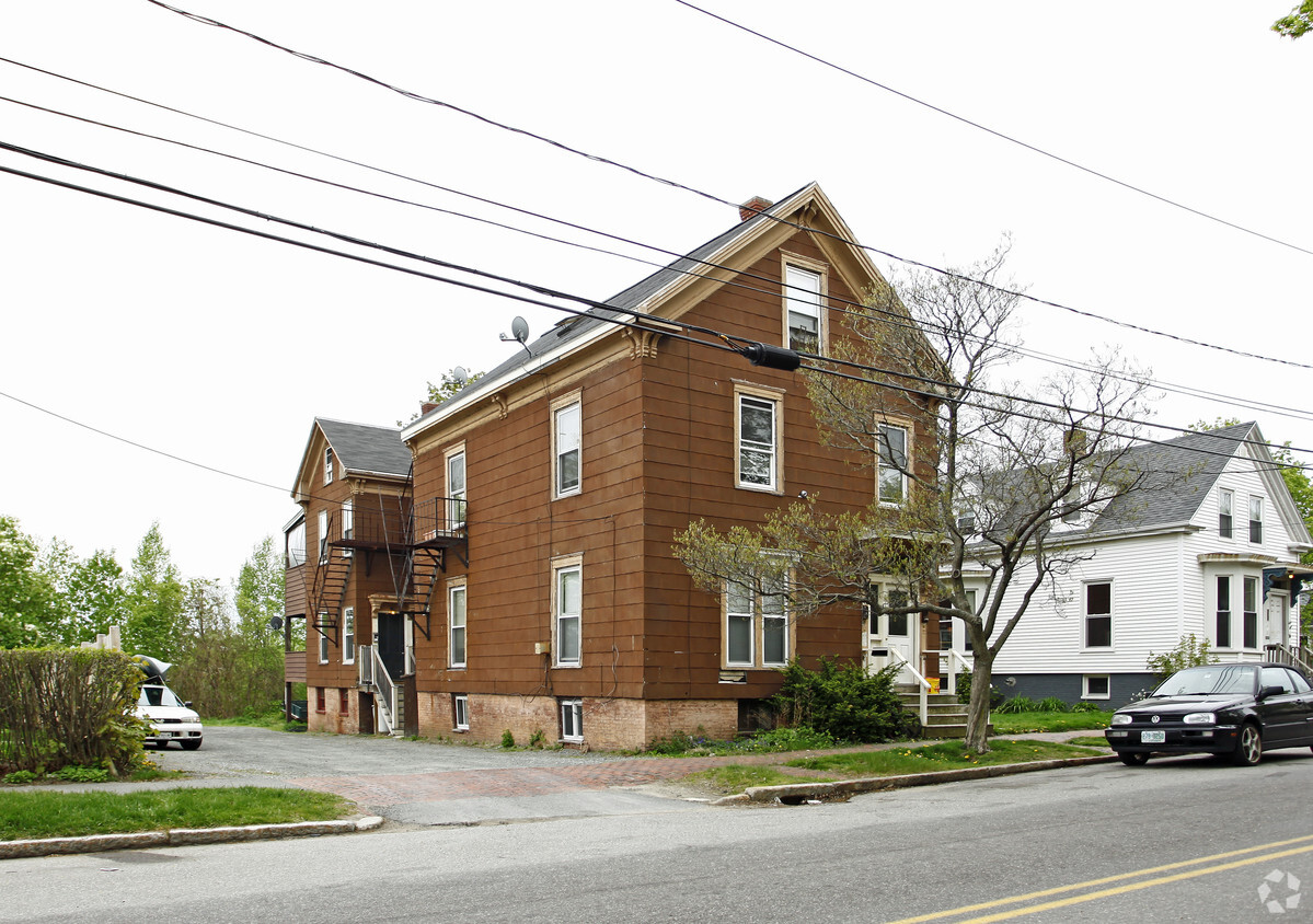 Building Photo - 460 St John St